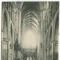 Dol-de-Bretagne (I-&-V.) - Intérieur de la Cathédrale.