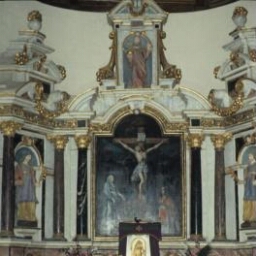 Retable de l'autel principal de l'église Saint-Crépin et Saint-Crépinien