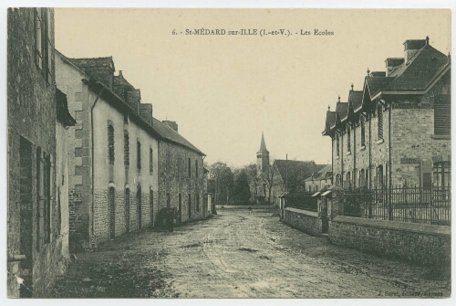 St-MEDARD-sur-ILLE (I.-et-V.). - Les Ecoles