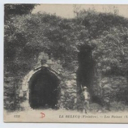 LE RELECQ (Finistère).- Les Ruines (XIIIe s.)