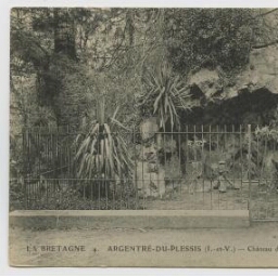 Argentré-du-Plessis (I.-et-V.). Château du Plessis. La grotte.