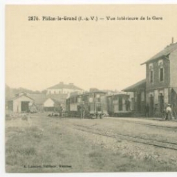 Plélan-le-Grand (I.-&-V.) - Vue intérieure de la Gare.