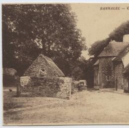 BANNALEC - Château de Kerlagadic