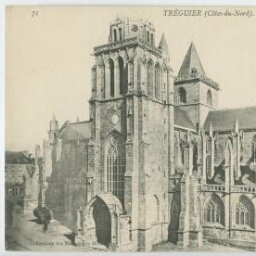 TREGUIER (Côtes-du-Nord). - Eglise, ensemble sud.- ND Phot