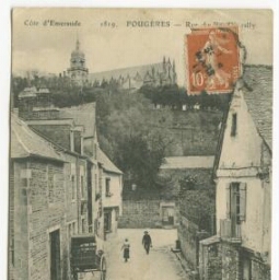 FOUGERES - Rue.