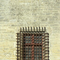 Le Quiou. - Manoir du Hac : façade, détails, fenêtre, grille.
