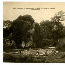 Environs de L'Aberwrach - Vallée et Ruines du Château de Tromenec