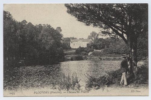 PLOUVORN (Finistère).- Château de Troérin.