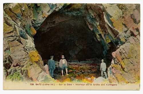 BATZ (Loire-Inf.) - Sur la Côte - Intérieur de la Grotte des Korrigans
