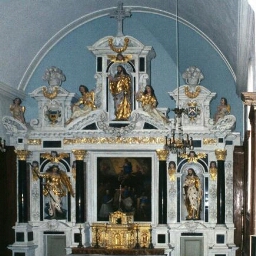 Retable de l'autel principal de l'église de l'Assomption