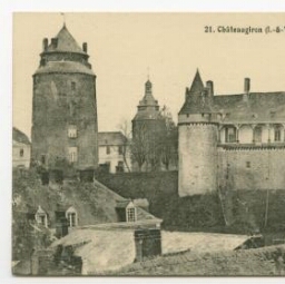 Châteaugiron (I.-et-V.) - Vue Générale du Château.