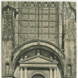VITRE - Portail de l' Eglise Notre-Dame.