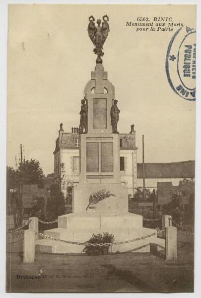 Binic - Monument aux morts pour la Patrie.