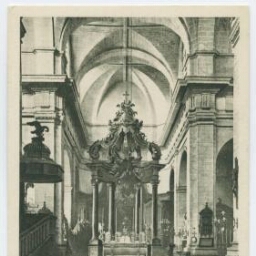 Rennes.- Intérieur de la Basilique Saint-Sauveur.