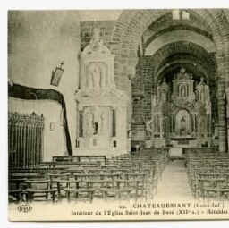 CHATEAUBRIANT (Loire-Inf.) Intérieur de l'Eglise Saint-Jean de Beré (XIIe s.) - Rétables du XVIIe siècle