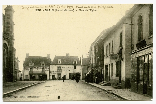 BLAIN (Loire-Inférieure). - Place de l'Eglise