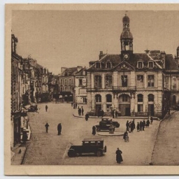 AURAY (Morbihan) - Place de la Mairie.