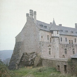 Ploézal. - Château de La Roche Jagu : château.