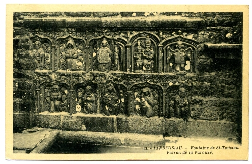 LANDIVISIAU.- Fontaine de St-Thivisiau Patron de la Paroisse.