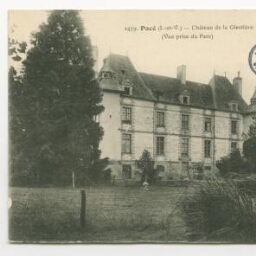 Pacé (I.-et-V.) - Château de la Glestière. (Vue prise du Parc).