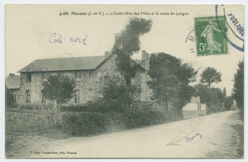 Messac (I.-et-V.) - L'Ecole libre des Filles et la route de Langon