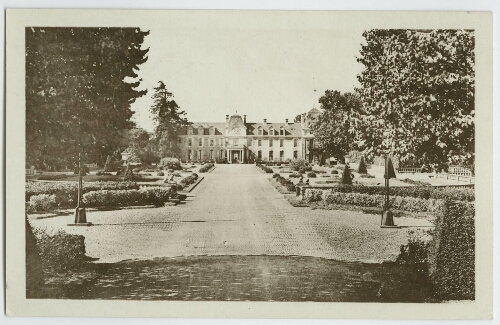 BECHEREL (I.-et-V.) Château de Caradeuc