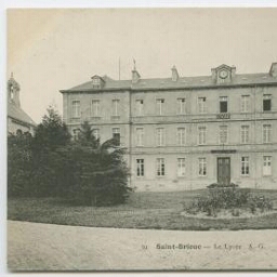 Saint-Brieuc - Le Lycée