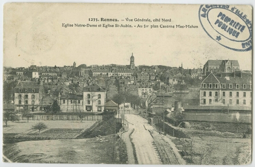 RENNES - Vue Générale, côté Nord. Eglise Notre-Dame et Eglise St-Aubin.