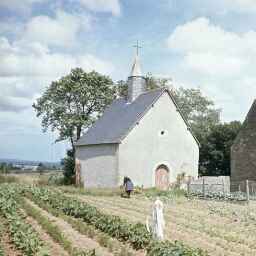 Taupont. - Lézillac : maison, chapelle d.1658.