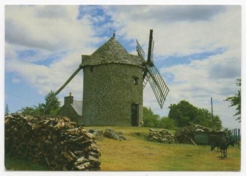 Le Mont-Dol (Ille-et-Vilaine) Le moulin du Terte (classé monument historique)