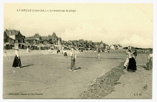 L-I LA BAULE (Loire-Inf.) - Le tennis sur la plage