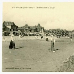 L-I LA BAULE (Loire-Inf.) - Le tennis sur la plage
