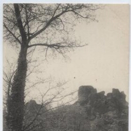 LA ROCHE Ruines du Château