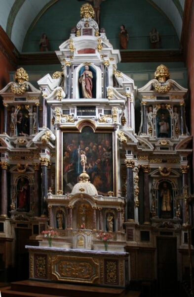 Retable de l'autel principal de l'église Saint-Pierre et Saint-Paul