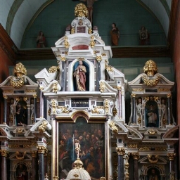Retable de l'autel principal de l'église Saint-Pierre et Saint-Paul