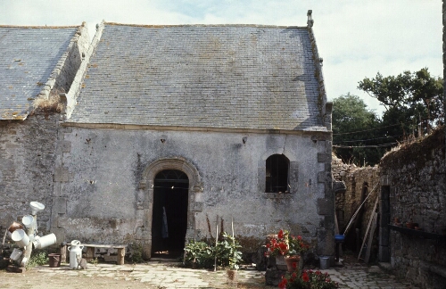 Guérande. - Cosquer : maison, manoir, chapelle.