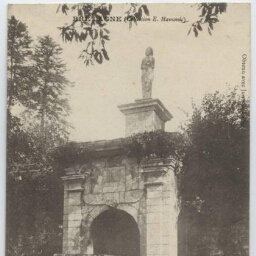 La Vénus de Quinipily, à Baud (Morbihan) Ensemble du Monument.