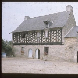 Melesse. - Fresnay Normandie : maison, terre, torchis, colombage.