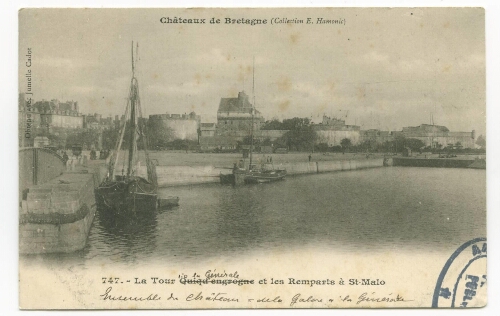 La tour Quiqu'en grogne et les remparts à Saint-Malo.