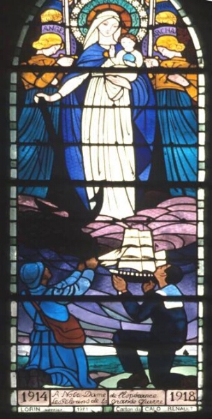 Verrière ex-voto de la Vierge de l'Espérance de la chapelle Notre-Dame de l'Espérance