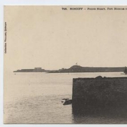 ROSCOFF - Pointe Stuart. Fort Bloscon et Chapelle