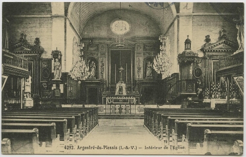 Argentré-du-Plessis(I.-et-V.). Intérieur de l'église.
