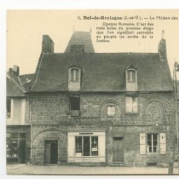 Dol-de-Bretagne (I.-et-V.). - La Maison des Plaids.