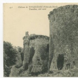 Château de TONQUEDEC (Côtes-du-Nord). Tourelles, côté nord