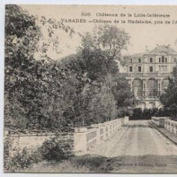 Châteaux de la Loire-Inférieure Varades - Château de la Madeleine, pris de l'Avenue