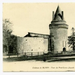 Château de BLAIN - Tour du Pont-Levis (façade Sud)