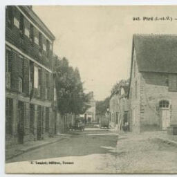 Piré (I.-et-V.) - Place de l'Eglise et Rue Neuve.