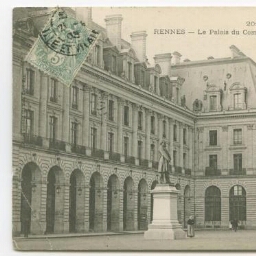 RENNES - Le Palais du Commerce et la statue Lebastard G.F.