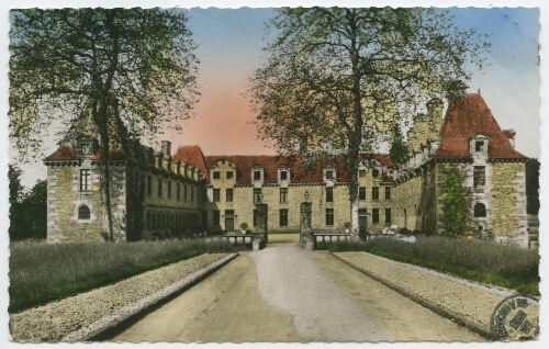 SAINT-BRICE-EN-COGLES (I.-et-V.) Le Château du Rocher - Portail