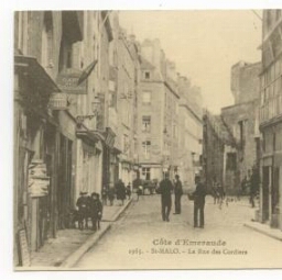 SAINT-MALO - La rue des Cordiers.